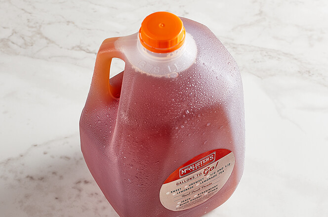 Beverages gallon tea THUMBNAIL 664x440 1